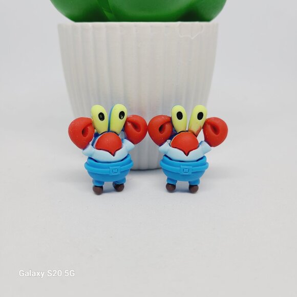 Handcrafted Crab Character Keychain, Stud Earrings and Hair Clips Ladies/Girls - Picture 7 of 8